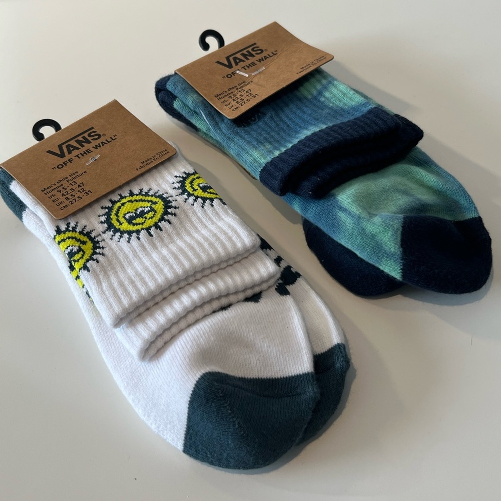 VANS 2 pair sock bundle